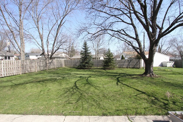 520 Edgemont Ln, Hoffman Estates, IL 60169 photo 20