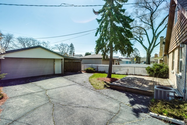 4125 Ruby St, Schiller Park, IL 60176 photo 24