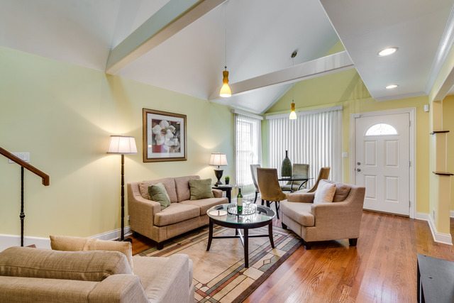 4125 Ruby St, Schiller Park, IL 60176 photo 7