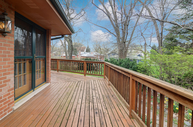 312 Village Rd, Willowbrook, IL 60527 photo 21