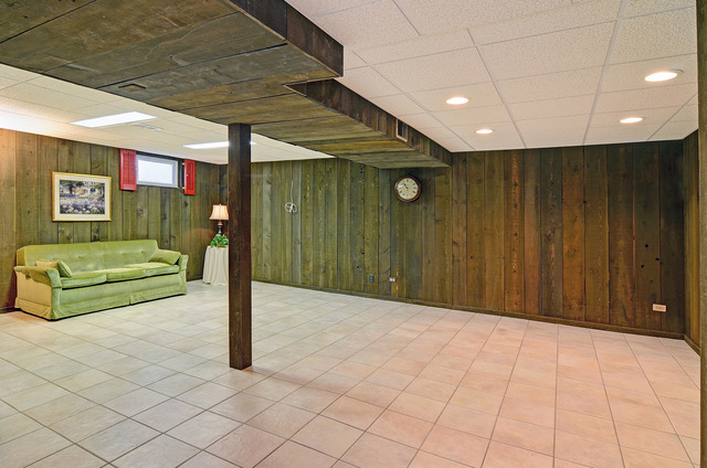 312 Village Rd, Willowbrook, IL 60527 photo 19