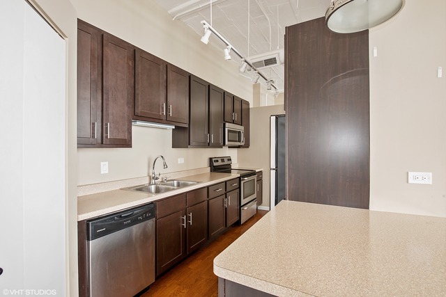 801 S Wells St #811, Chicago, IL 60607 photo 5