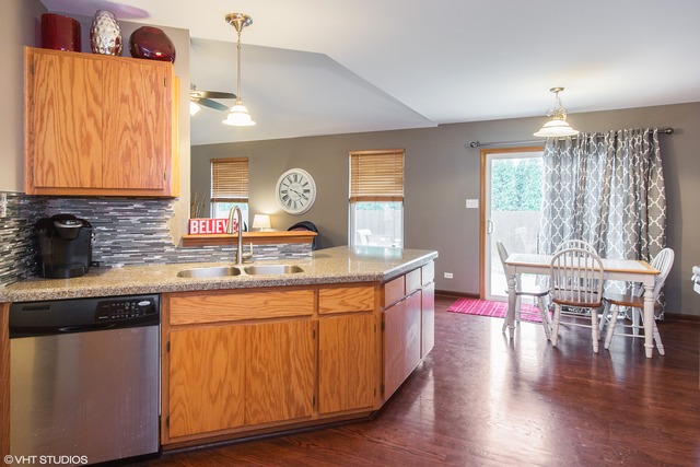 4710 Osprey Ln, Plainfield, IL 60586 photo 4