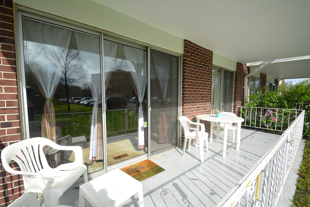 127 N Wolf Rd #40A, Wheeling, IL 60090 photo 10