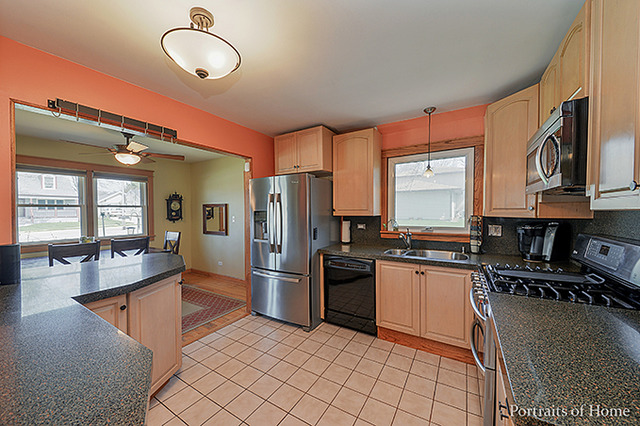 433 E Maple St, Lombard, IL 60148 photo 4