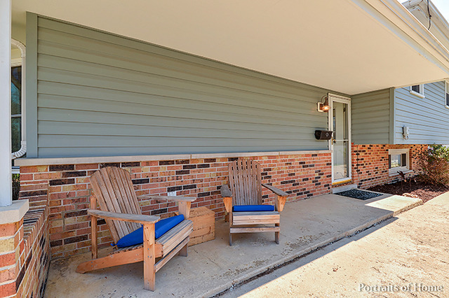 433 E Maple St, Lombard, IL 60148 photo 2