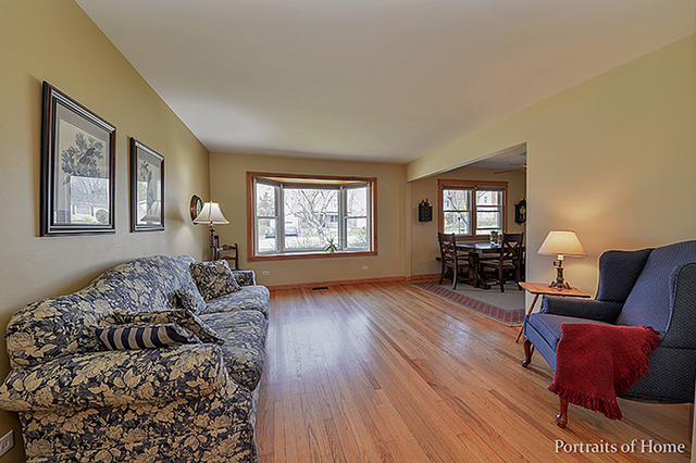 433 E Maple St, Lombard, IL 60148 photo 8