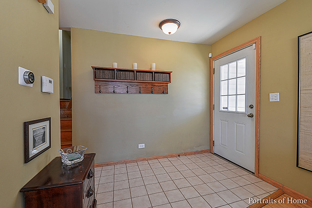 433 E Maple St, Lombard, IL 60148 photo 3