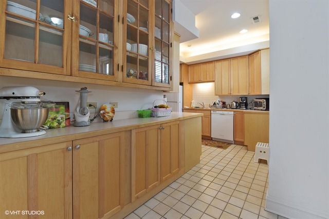7214 S South Shore Dr #3N, Chicago, IL 60649 photo 4