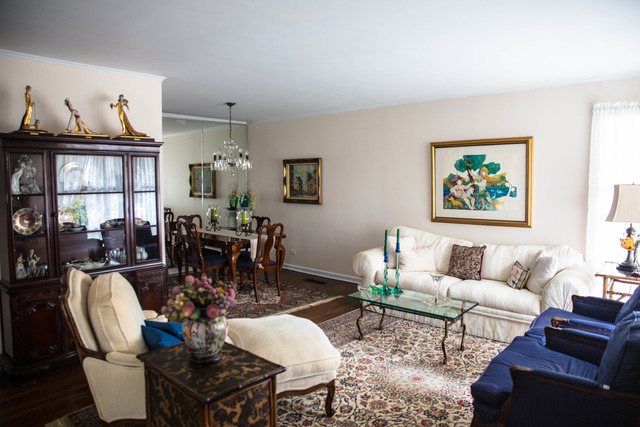 1141 Dell Rd, Northbrook, IL 60062 photo 2