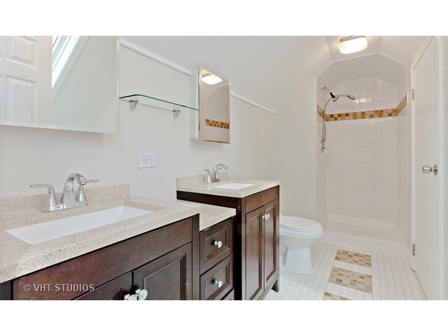 436 E 90th St, Chicago, IL 60619 photo 9