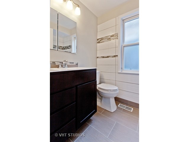 436 E 90th St, Chicago, IL 60619 photo 8