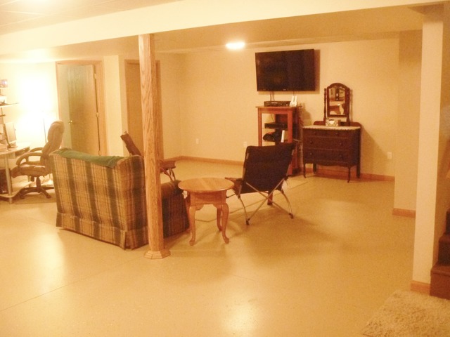 956 Charles Pl, Peru, IL 61354 photo 14