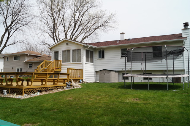 128 Berkshire Dr, Wheeling, IL 60090 photo 17