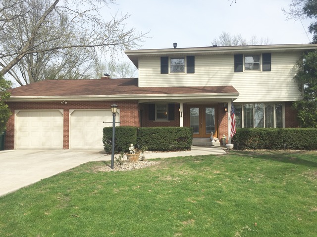 951 N Prairie View Dr, Kankakee, IL 60901 photo 1