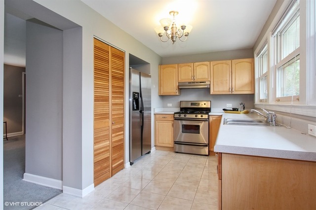 3741 Madison Ave, Brookfield, IL 60513 photo 4