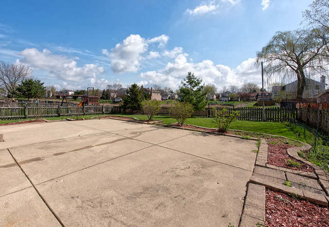 979 Tallgrass Dr, Bartlett, IL 60103 photo 21