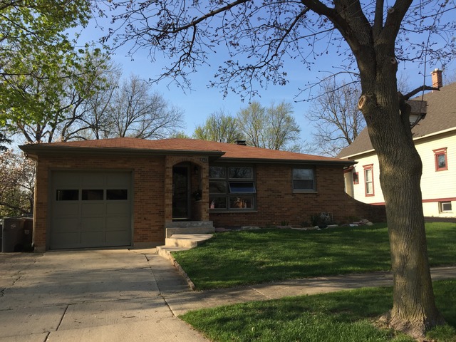 776 Murray Ave, Elgin, IL 60123 photo 1