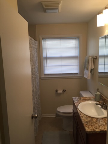 776 Murray Ave, Elgin, IL 60123 photo 8