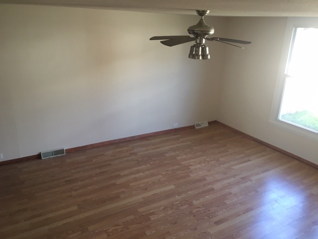 2150 S Chestnut St #D, Des Plaines, IL 60018 photo 7