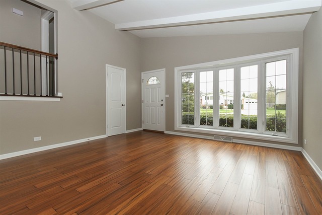 2132 David Dr, Des Plaines, IL 60018 photo 3