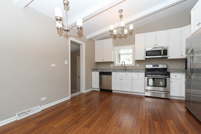 2132 David Dr, Des Plaines, IL 60018 photo 5