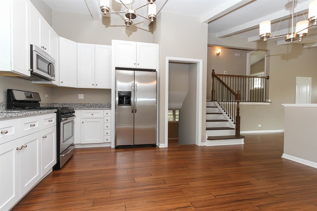 2132 David Dr, Des Plaines, IL 60018 photo 7