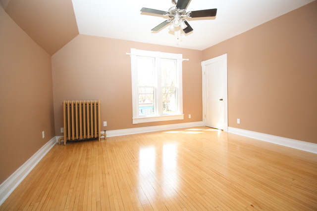 482 Ryerson Ave, Elgin, IL 60123 photo 23