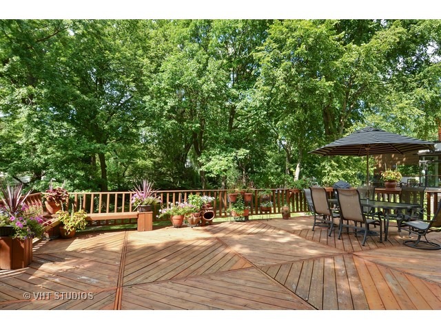 439 Dundee Rd, Glencoe, IL 60022 photo 4