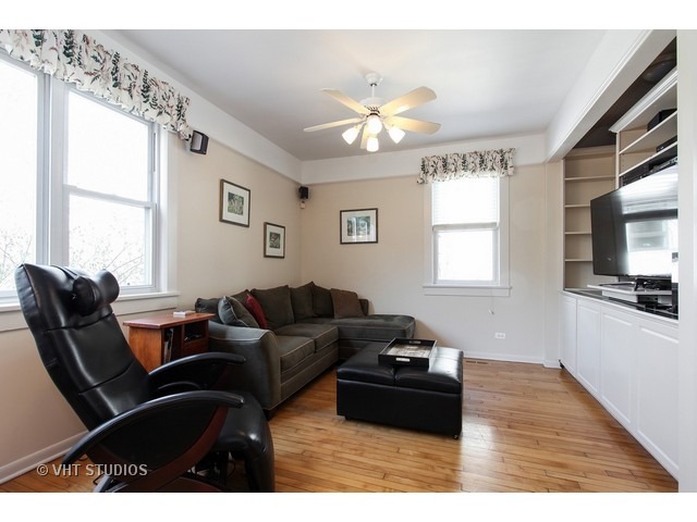 439 Dundee Rd, Glencoe, IL 60022 photo 10