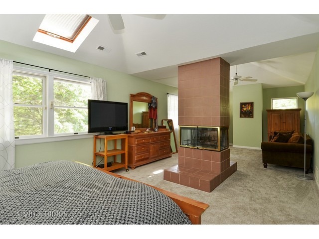 439 Dundee Rd, Glencoe, IL 60022 photo 13
