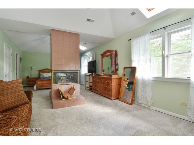 439 Dundee Rd, Glencoe, IL 60022 photo 14