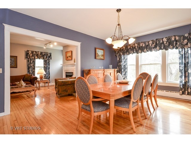 439 Dundee Rd, Glencoe, IL 60022 photo 6