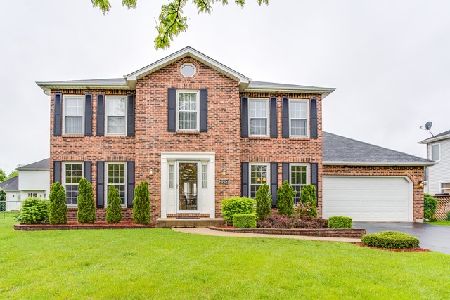 220 Aron Ct, Bartlett, IL 60103 photo 1