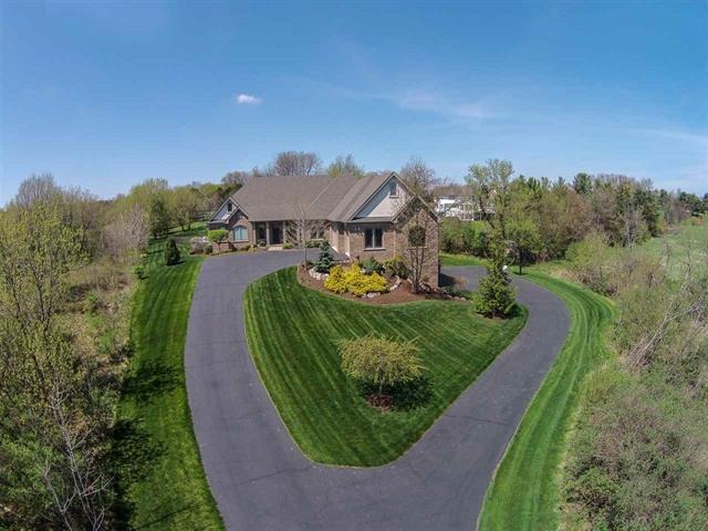 897 Olson Spring Close, Belvidere, IL 61008 photo 2