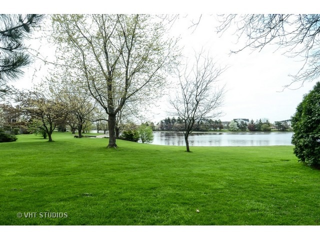 70 Danada Dr, Wheaton, IL 60189 photo 21