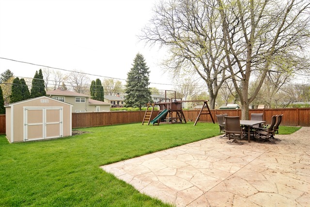 1109 E Barberry Ln, Mount Prospect, IL 60056 photo 18