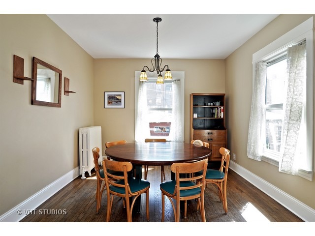 4847 N Bernard St, Chicago, IL 60625 photo 4