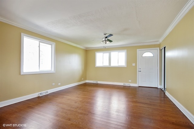 236 S Villa Ave, Addison, IL 60101 photo 2
