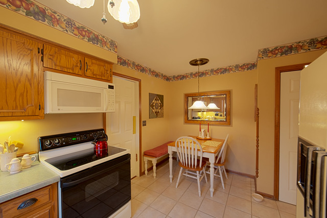 598 Windham Ln, Naperville, IL 60563 photo 4