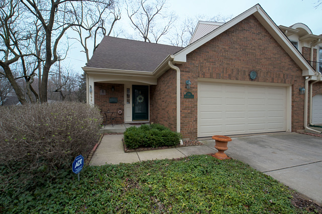 598 Windham Ln, Naperville, IL 60563 photo 1