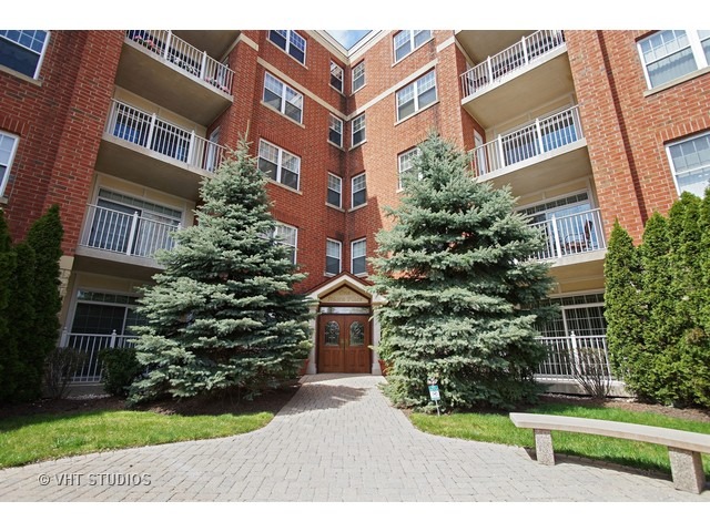1 Itasca Pl #214, Itasca, IL 60143 photo 1