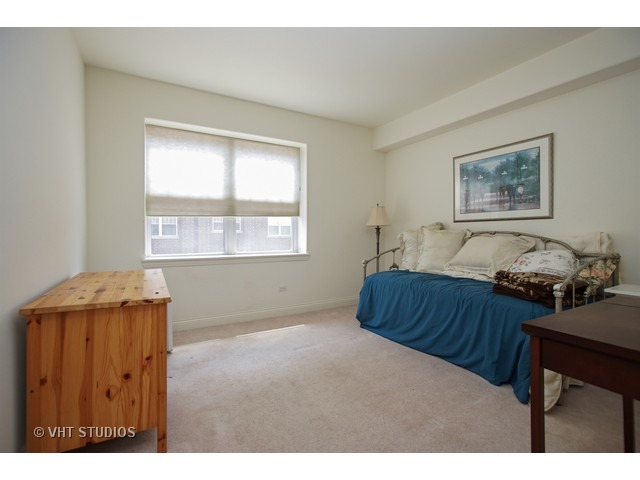 1 Itasca Pl #214, Itasca, IL 60143 photo 8