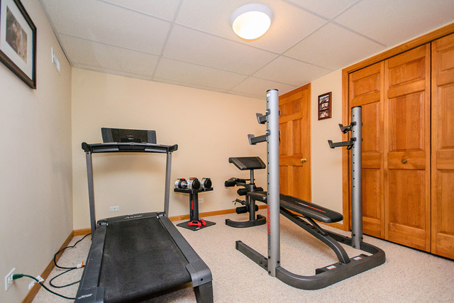 810 Harmon Blvd, Hoffman Estates, IL 60169 photo 22