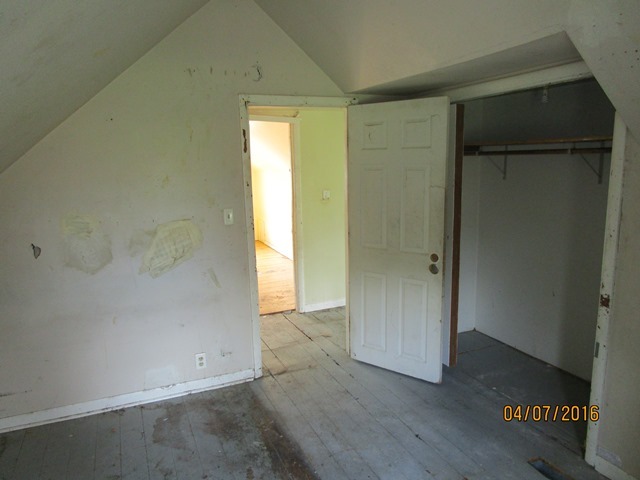271 W Hardanger Gate, Lee, IL 60530 photo 11