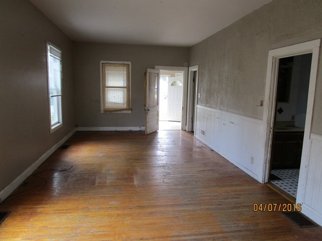 271 W Hardanger Gate, Lee, IL 60530 photo 8