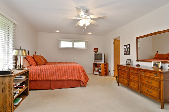 295 Sunset Dr, Winnetka, IL 60093 photo 13