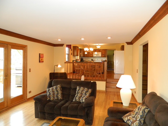 3575 Londonderry Ct, Hoffman Estates, IL 60067 photo 10