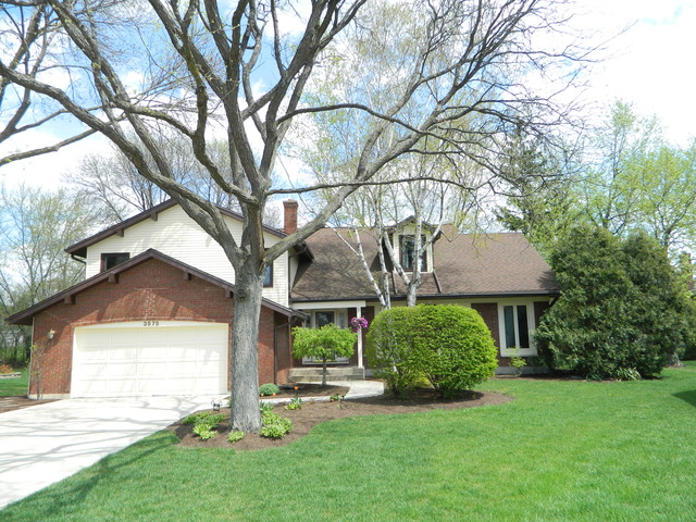 3575 Londonderry Ct, Hoffman Estates, IL 60067 photo 1