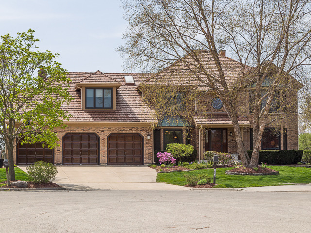 1840 Helen Ct, Wheaton, IL 60189 photo 1